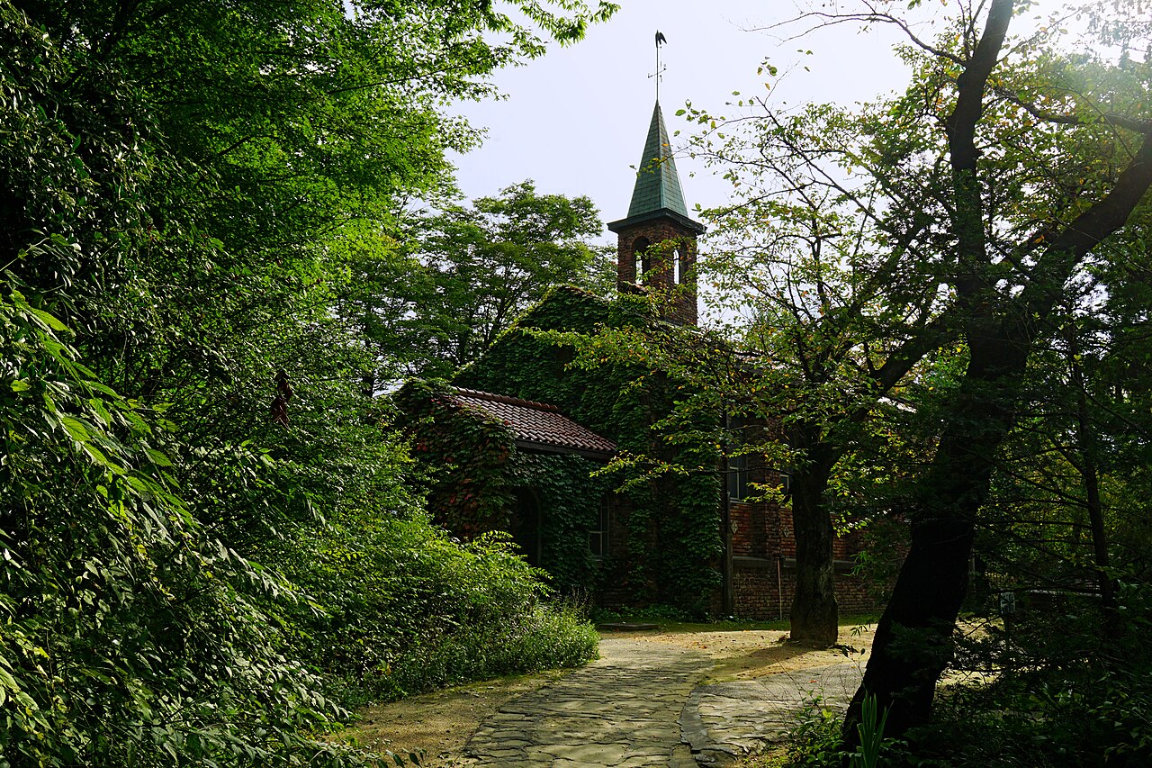 碌山美術館
