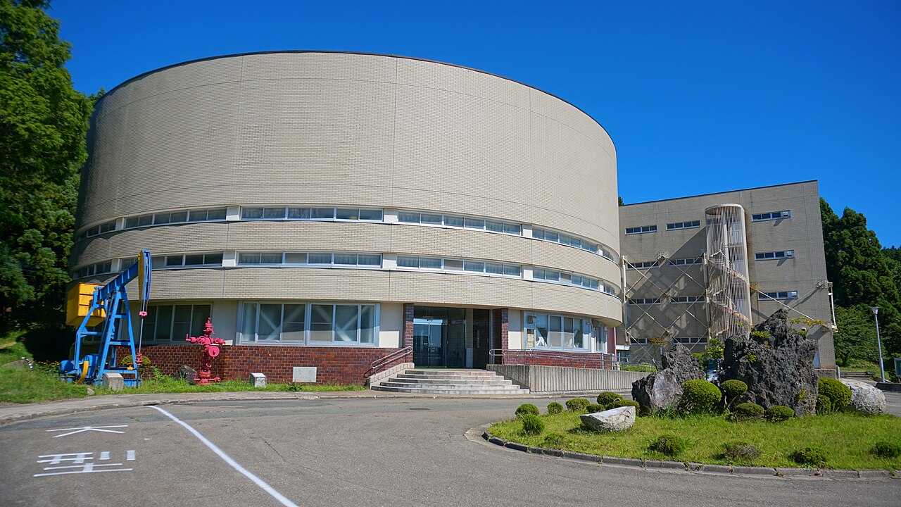 秋田大学国際資源学部附属鉱業博物館